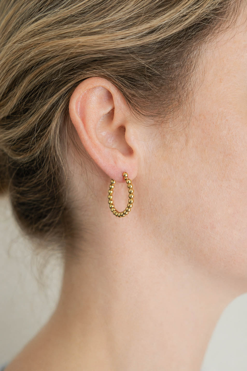 Oorbellen O008 bolletjes goud