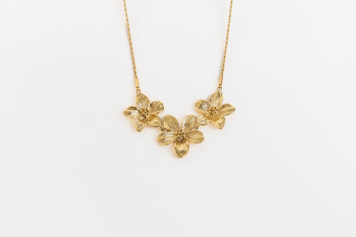 Ketting bloemen K001 goud