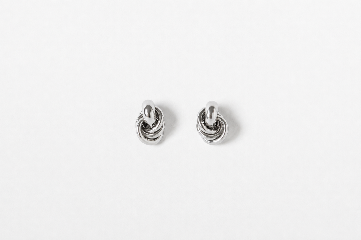 Oorbel O009 zilver